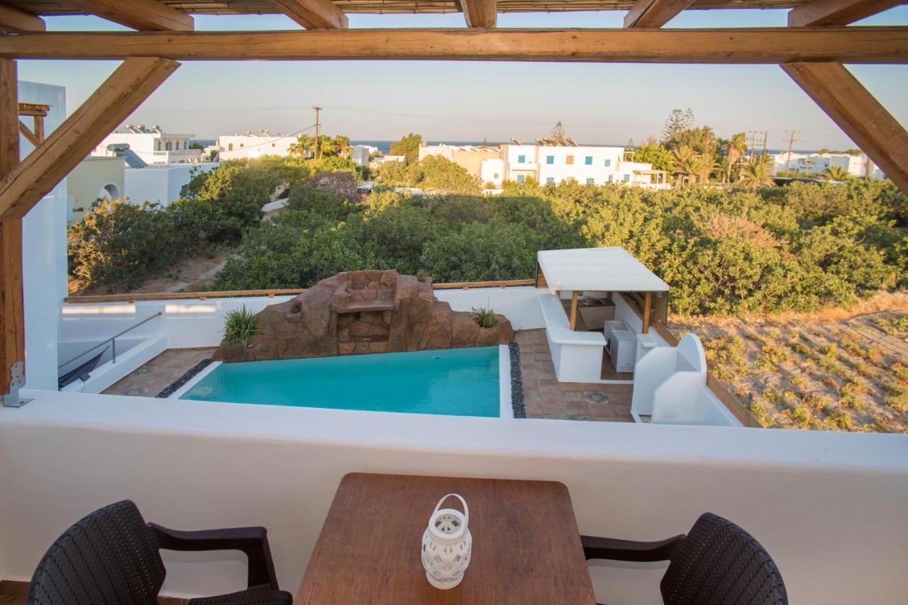La Belle Vie - Santorini - Adults Only Apartment คามารี ภายนอก รูปภาพ