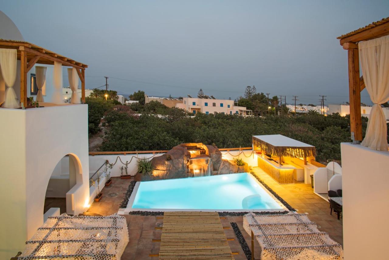 La Belle Vie - Santorini - Adults Only Apartment คามารี ภายนอก รูปภาพ