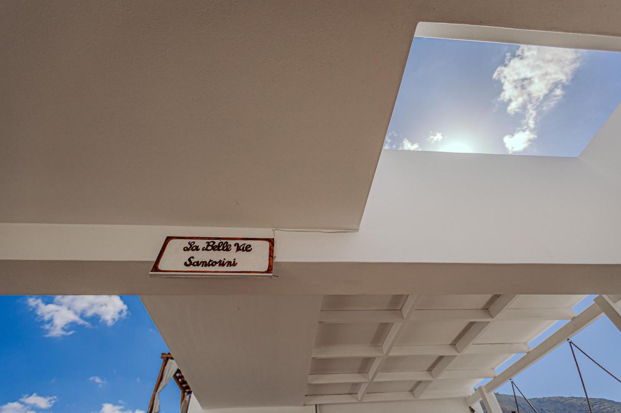 La Belle Vie - Santorini - Adults Only Apartment คามารี ภายนอก รูปภาพ
